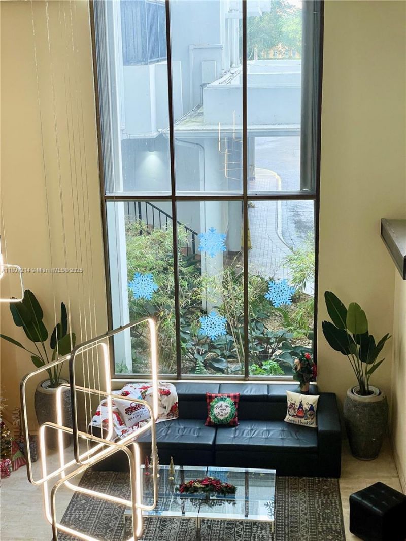 2750 NE 183rd St, Unit 2308, Aventura, FL 33160 Photo