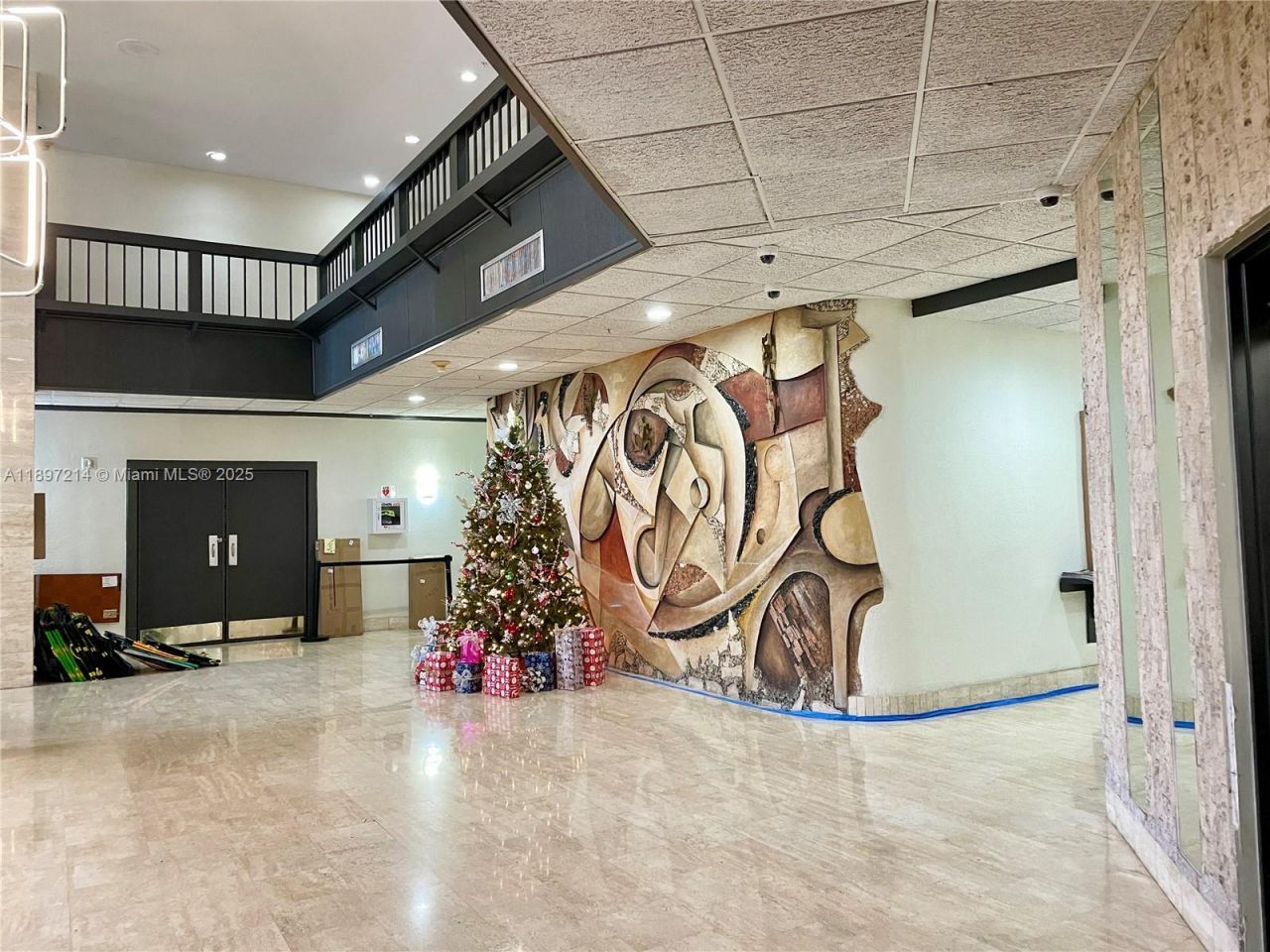 2750 NE 183rd St, Unit 2308, Aventura, FL 33160 Photo