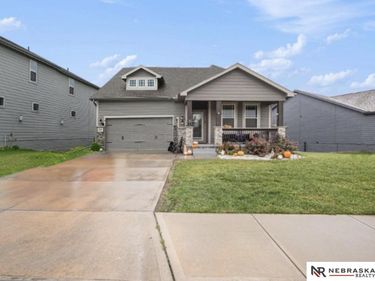 3806 S 204th Street, Elkhorn, NE 68022