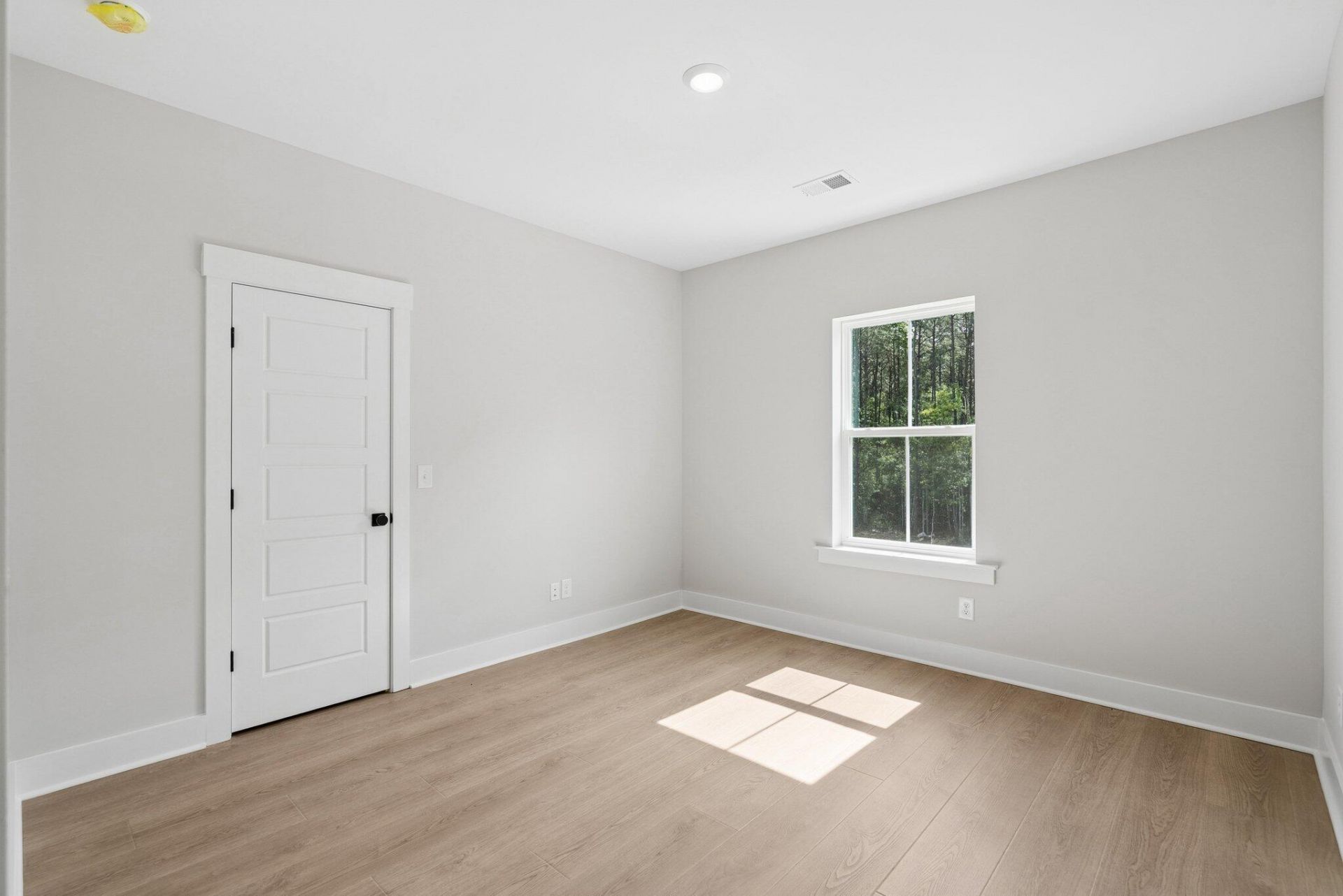 1145 Reserve Lane Photo 26