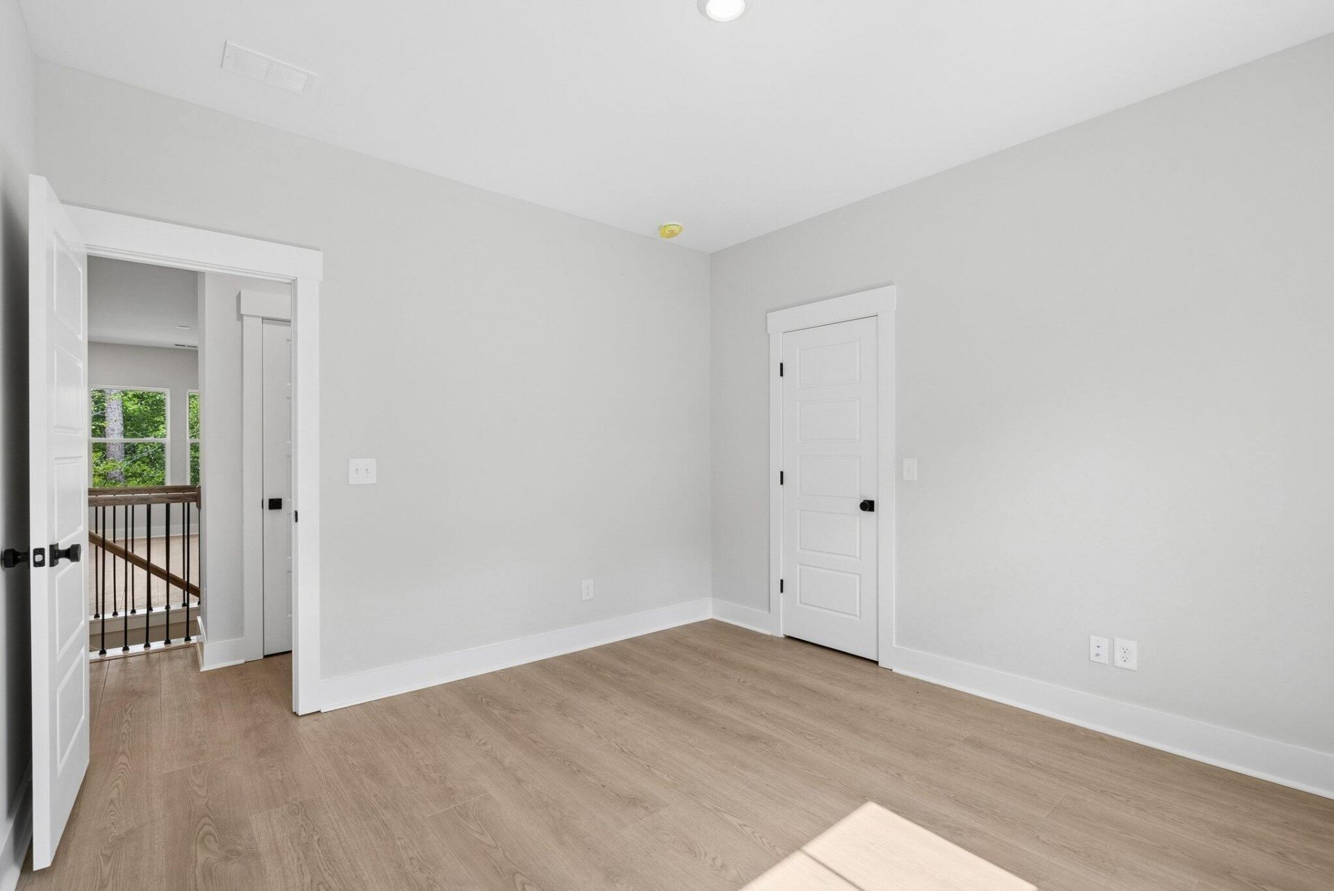 1145 Reserve Lane Photo 27
