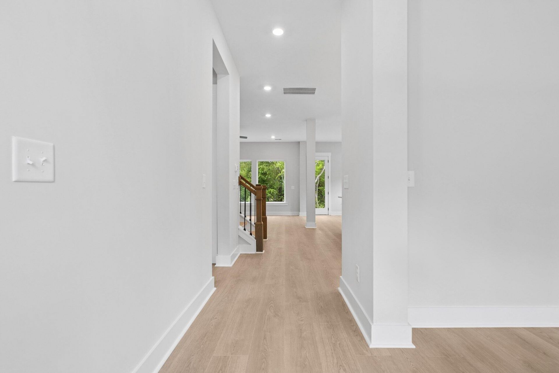 1145 Reserve Lane Photo 4