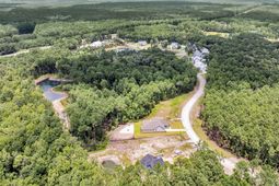 1145 Reserve Lane photo 4