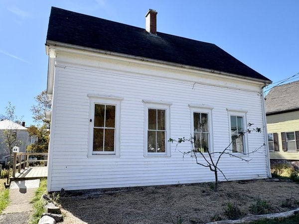 40 Shackford Street, Eastport, ME 04631