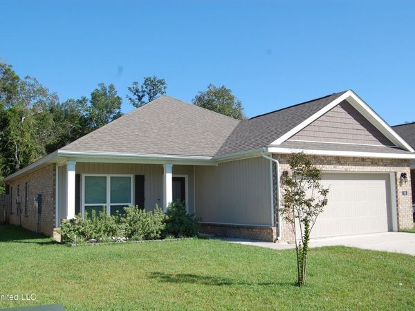 216 Blue Osprey Court, Ocean Springs, MS 39564