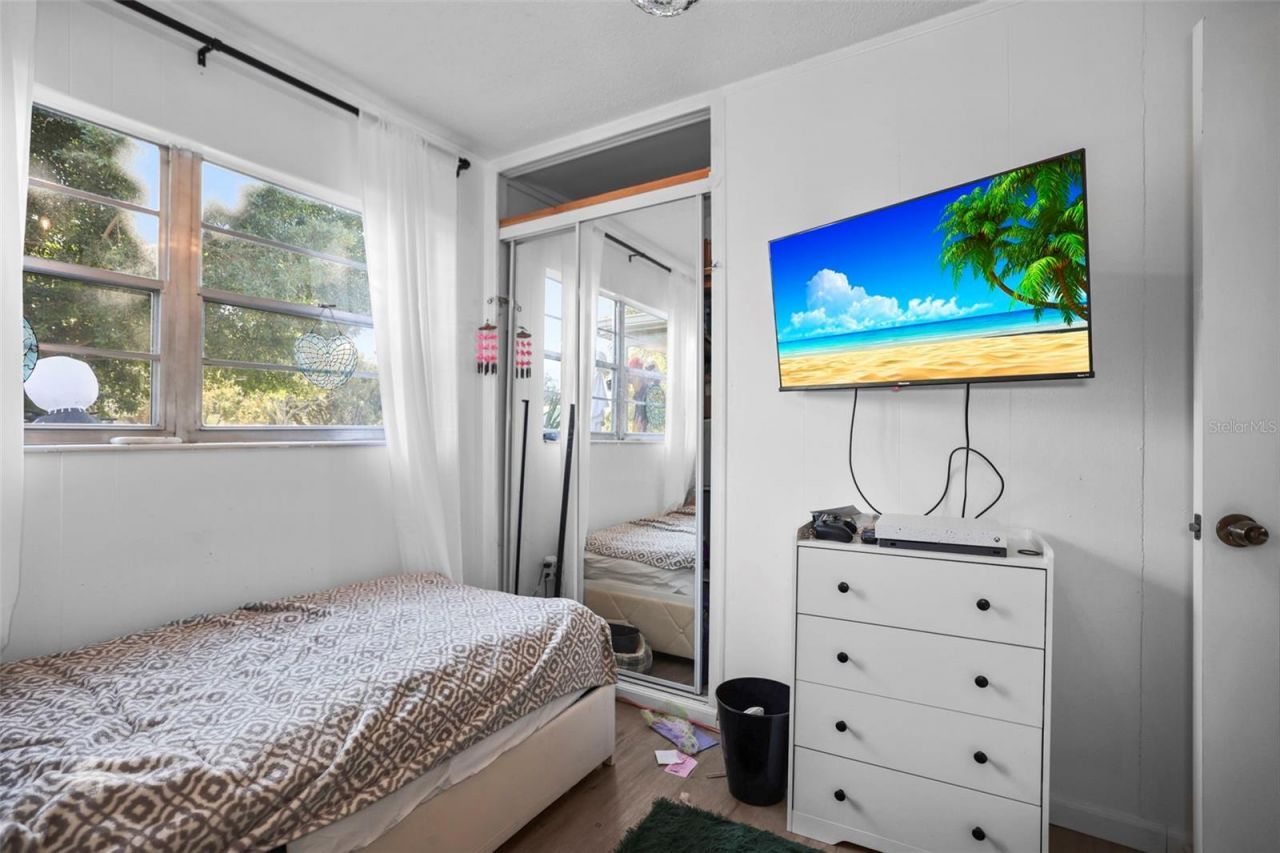 7000 13th Street N, Saint Petersburg, FL 33702 Photo