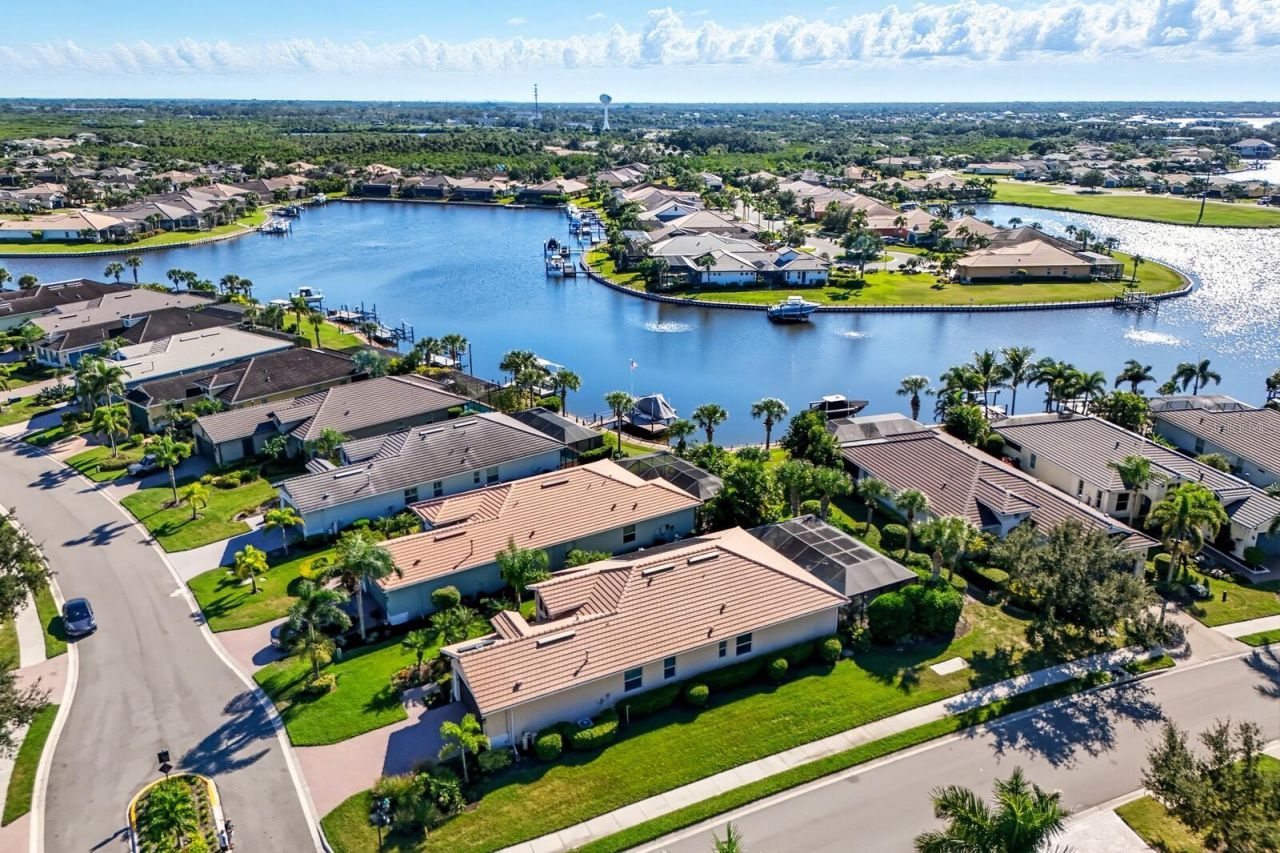 1250 Tidewater Court, Bradenton, FL 34208 Photo