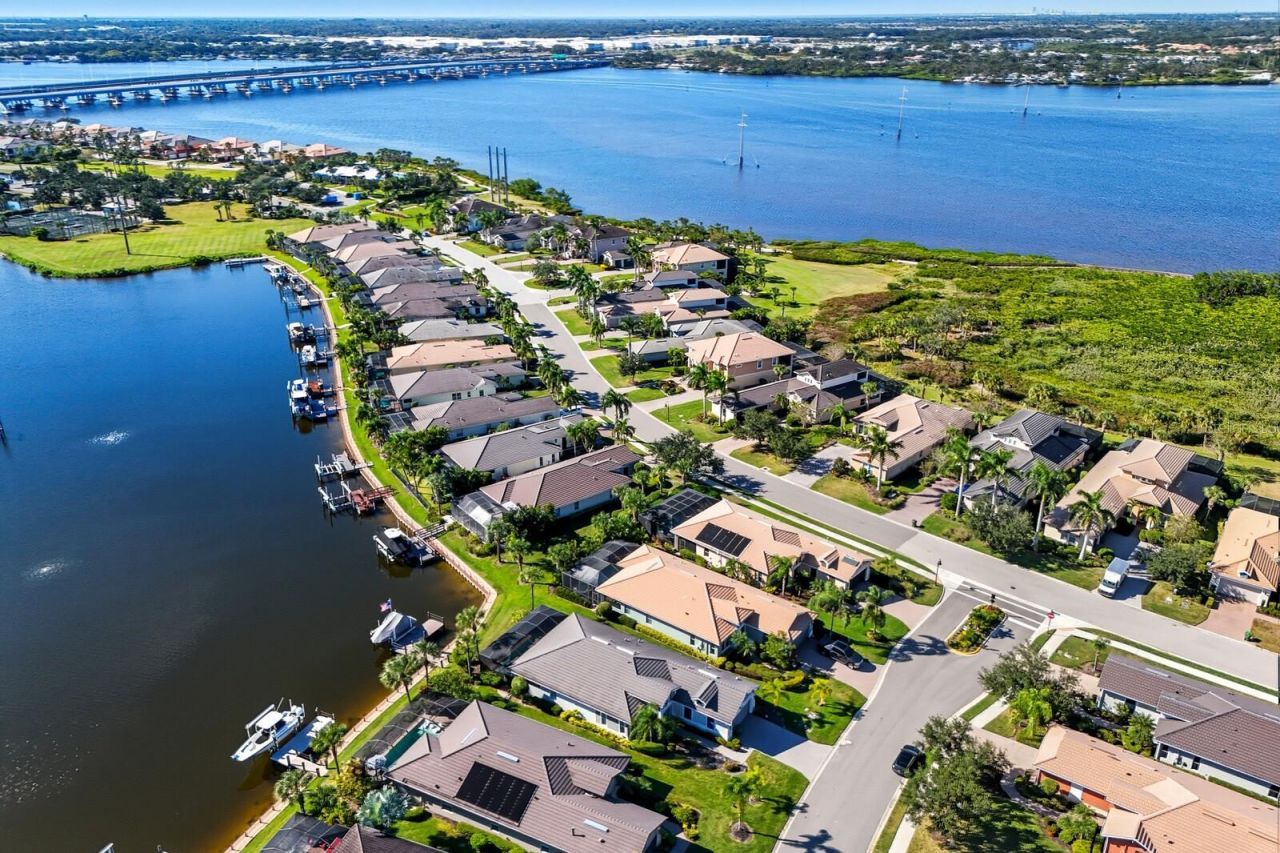 1250 Tidewater Court, Bradenton, FL 34208 Photo