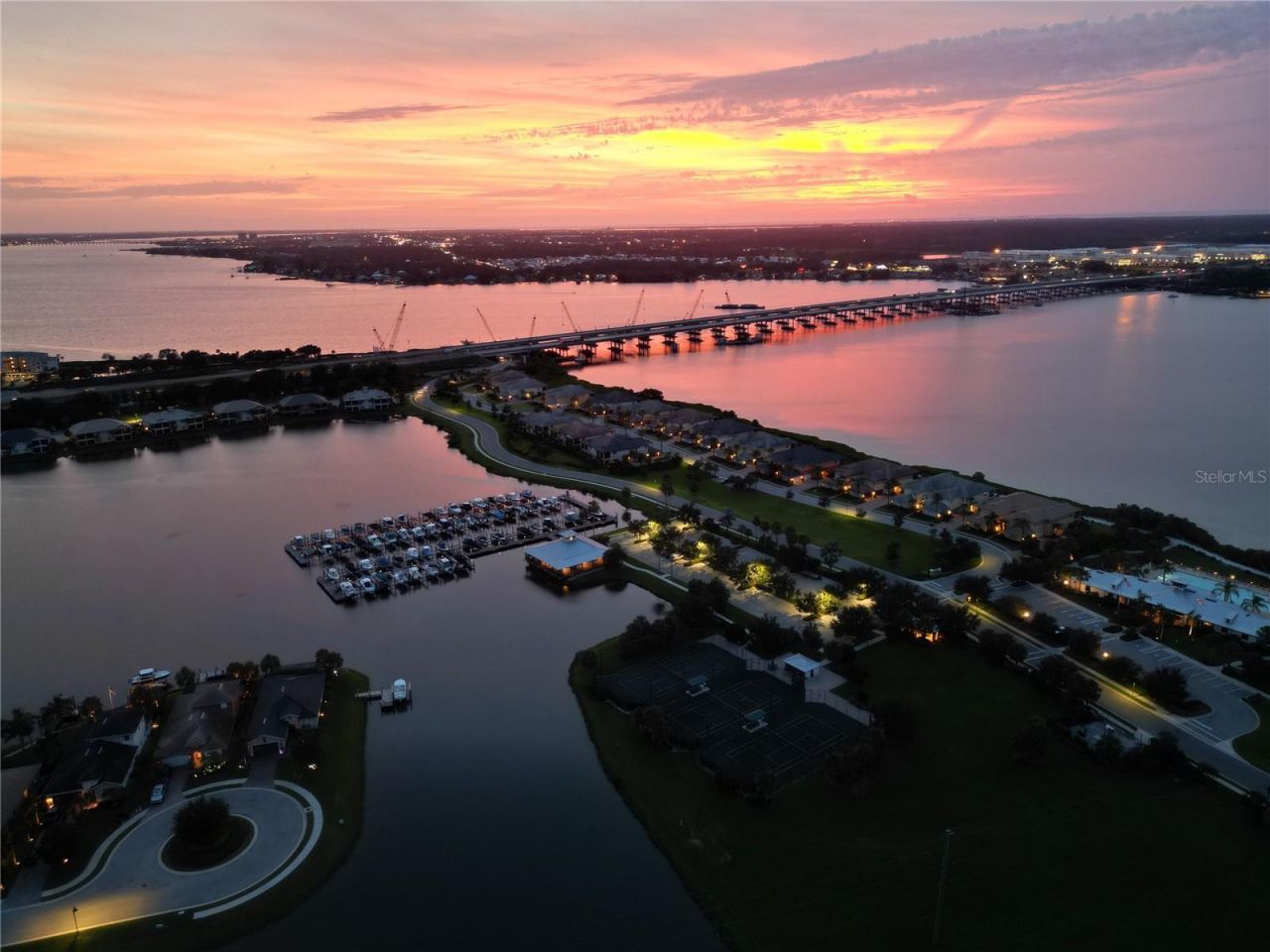 1250 Tidewater Court, Bradenton, FL 34208 Photo