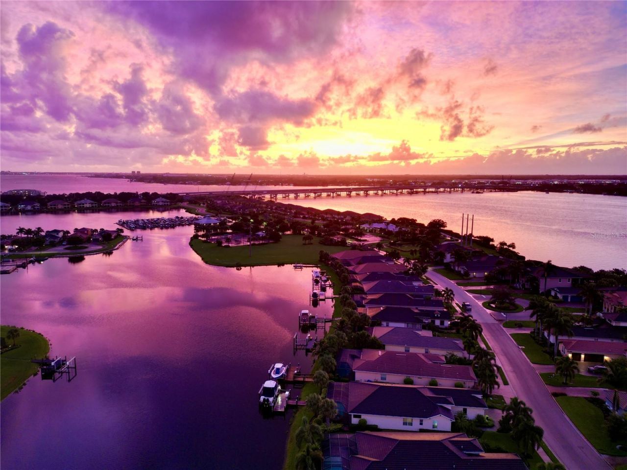 1250 Tidewater Court, Bradenton, FL 34208 Photo