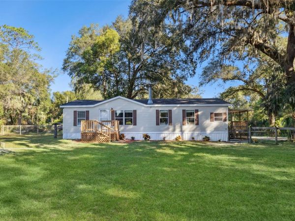 28405 SE 175TH STREET, UMATILLA, FL 32784