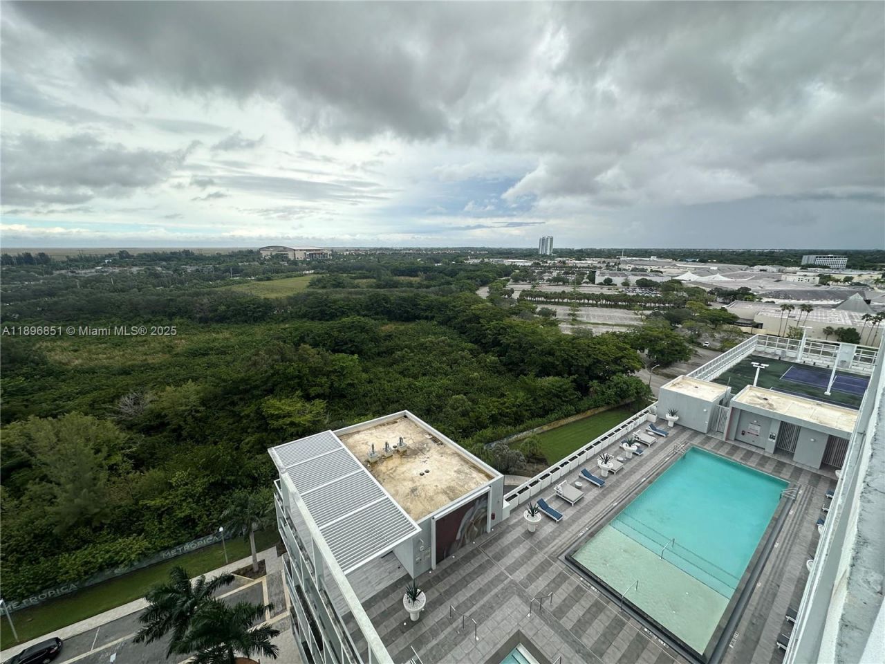 2000 Metropica Way, Unit 1401, Sunrise, FL 33323 Photo