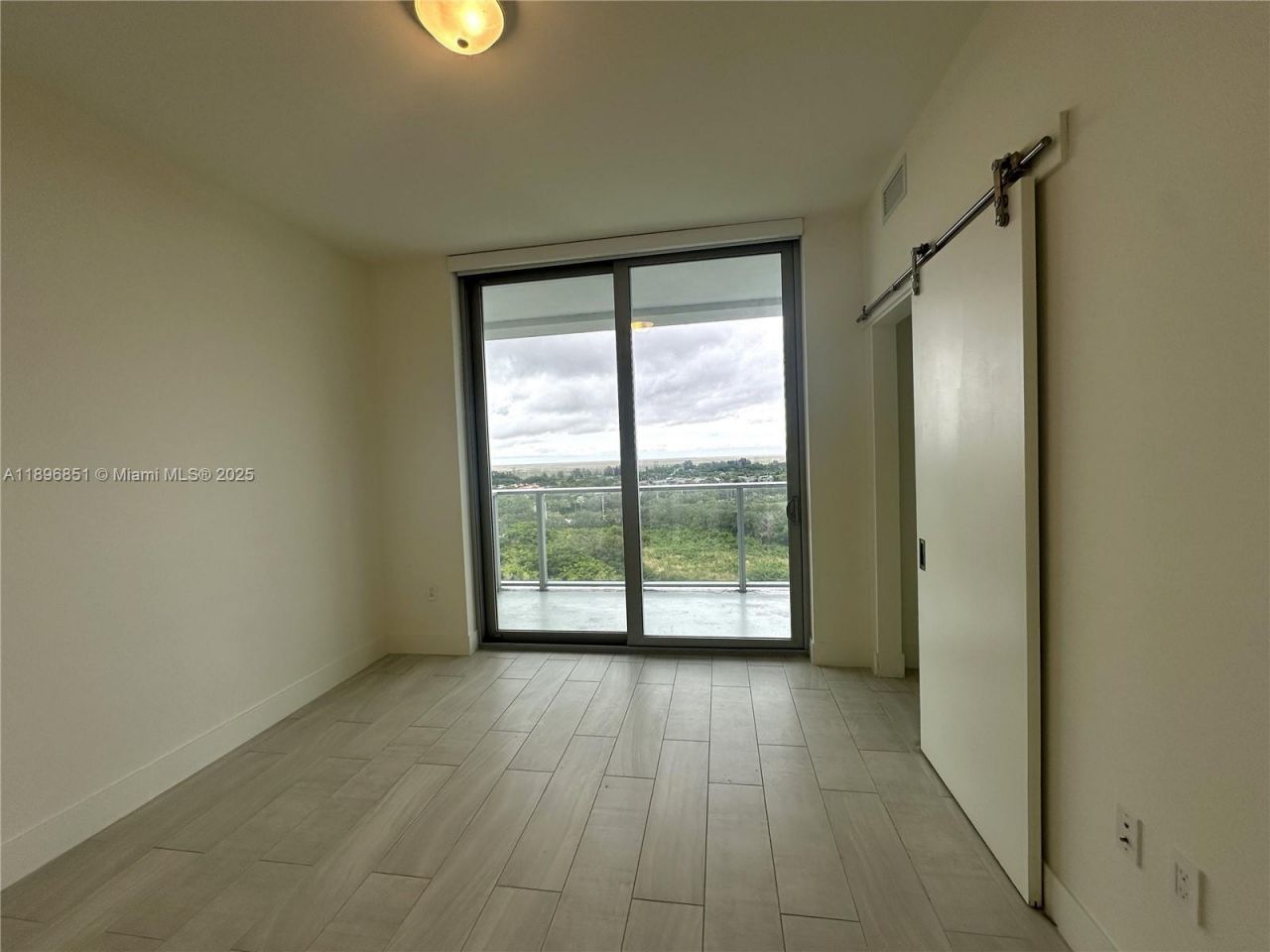2000 Metropica Way, Unit 1401, Sunrise, FL 33323 Photo