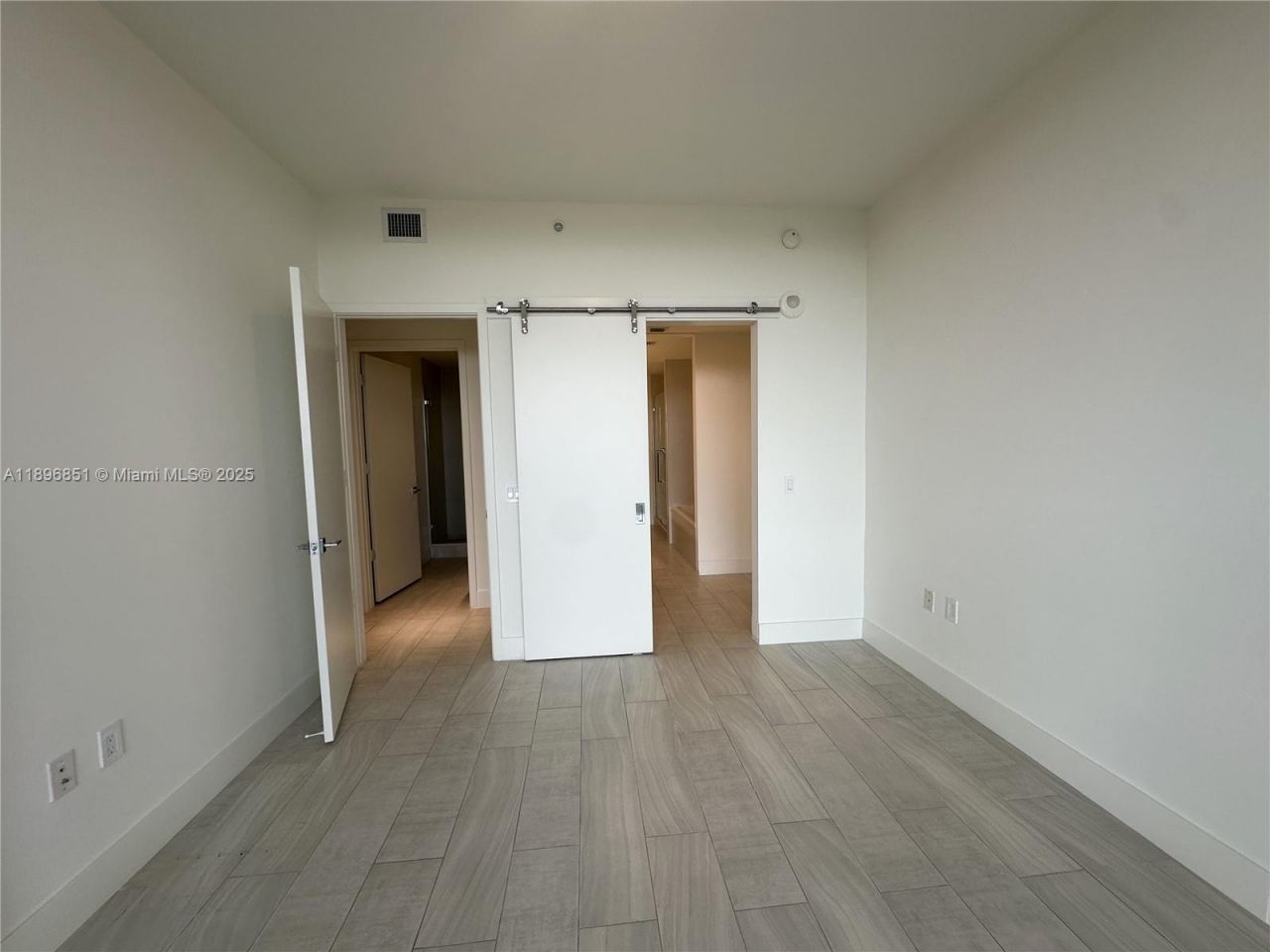 2000 Metropica Way, Unit 1401, Sunrise, FL 33323 Photo