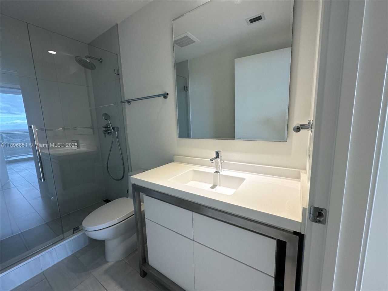 2000 Metropica Way, Unit 1401, Sunrise, FL 33323 Photo
