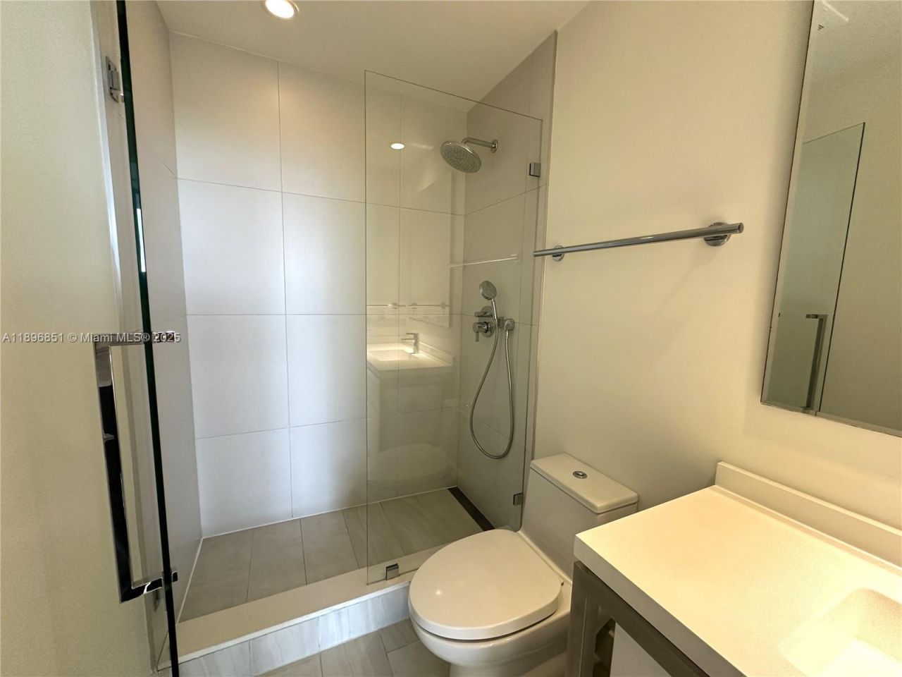 2000 Metropica Way, Unit 1401, Sunrise, FL 33323 Photo