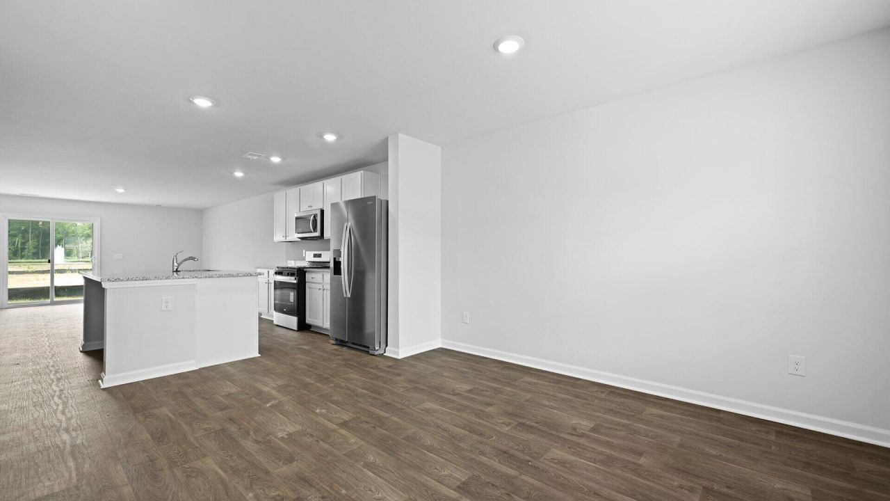 610 Pleasant Grove Way Photo 4