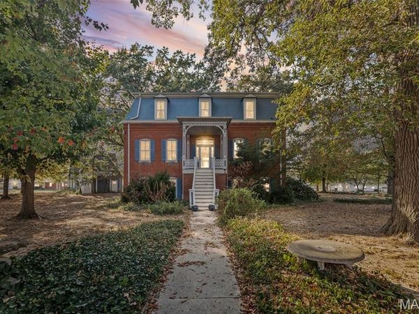 305 N Hanover Street, Okawville, IL 62271