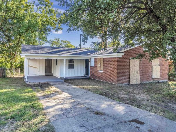 2701 FRAYSER BLVD, Memphis, TN 38127