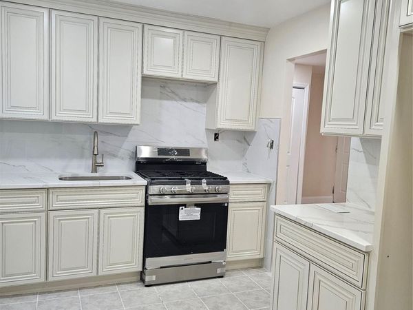 1222 Simpson St, Unit 2FL, Bronx, NY 10459