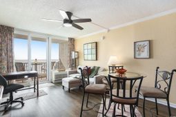 200 76th Ave. N photo 4