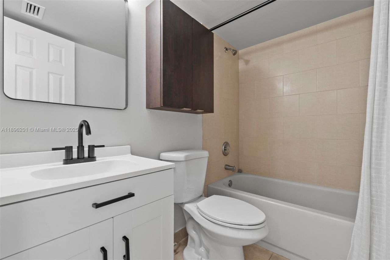 3586 N University Dr, Unit U-6, Coral Springs, FL 33065 Photo