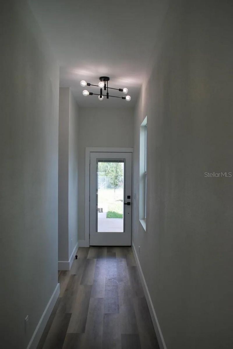 2644 42nd Avenue N, Saint Petersburg, FL 33714 Photo