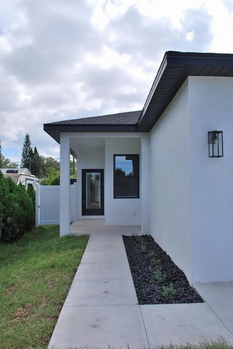 2644 42nd Avenue N, Saint Petersburg, FL 33714 Photo