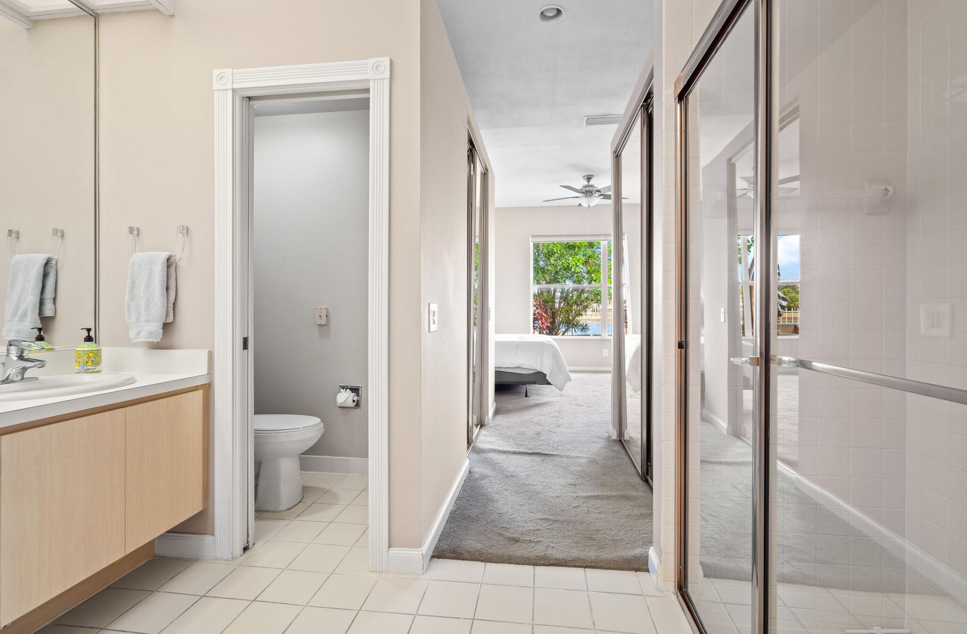 960 Bear Island Circle, West Palm Beach, FL 33409 Photo