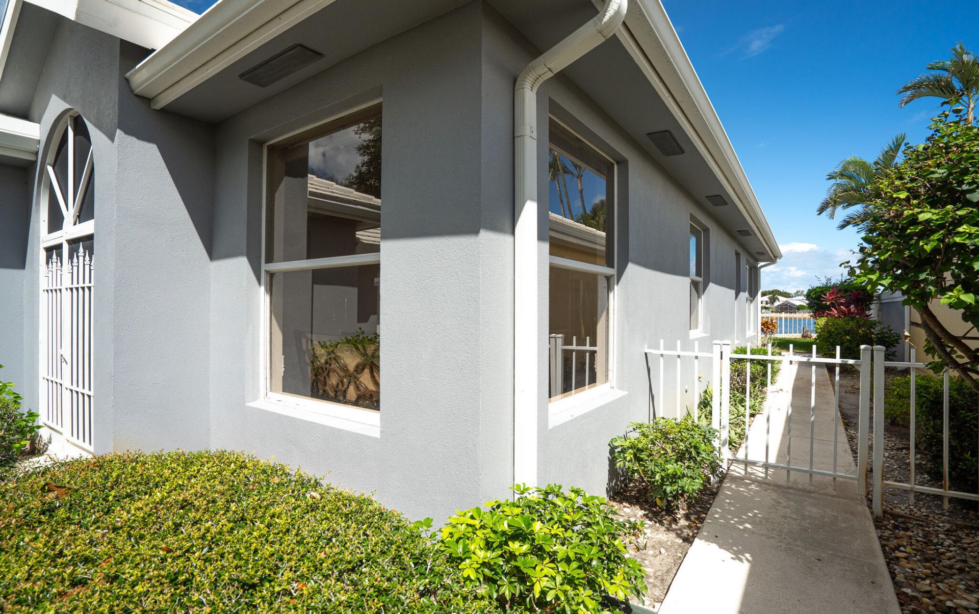 960 Bear Island Circle, West Palm Beach, FL 33409 Photo