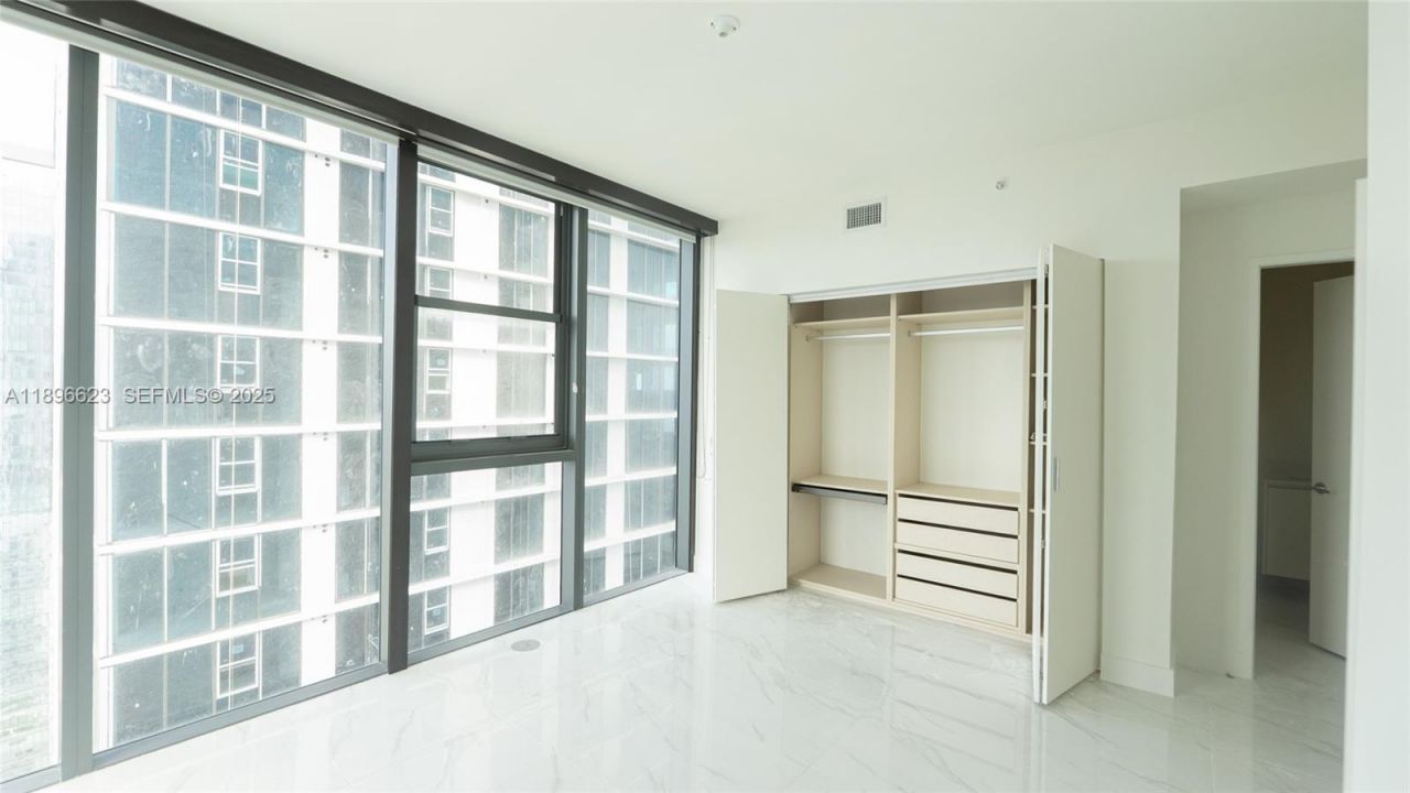 700 NE 24th St, Unit 4401, Miami, FL 33137 Photo