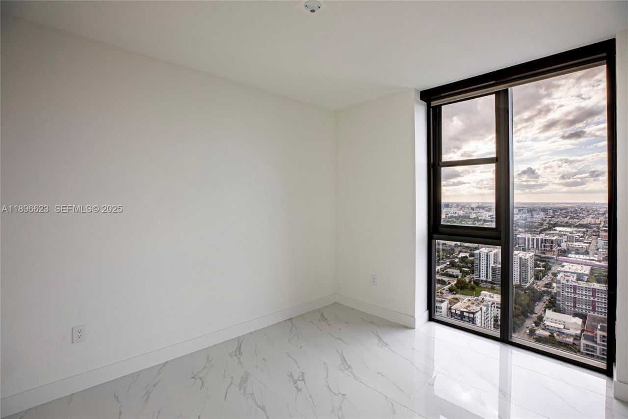 700 NE 24th St, Unit 4401, Miami, FL 33137 Photo