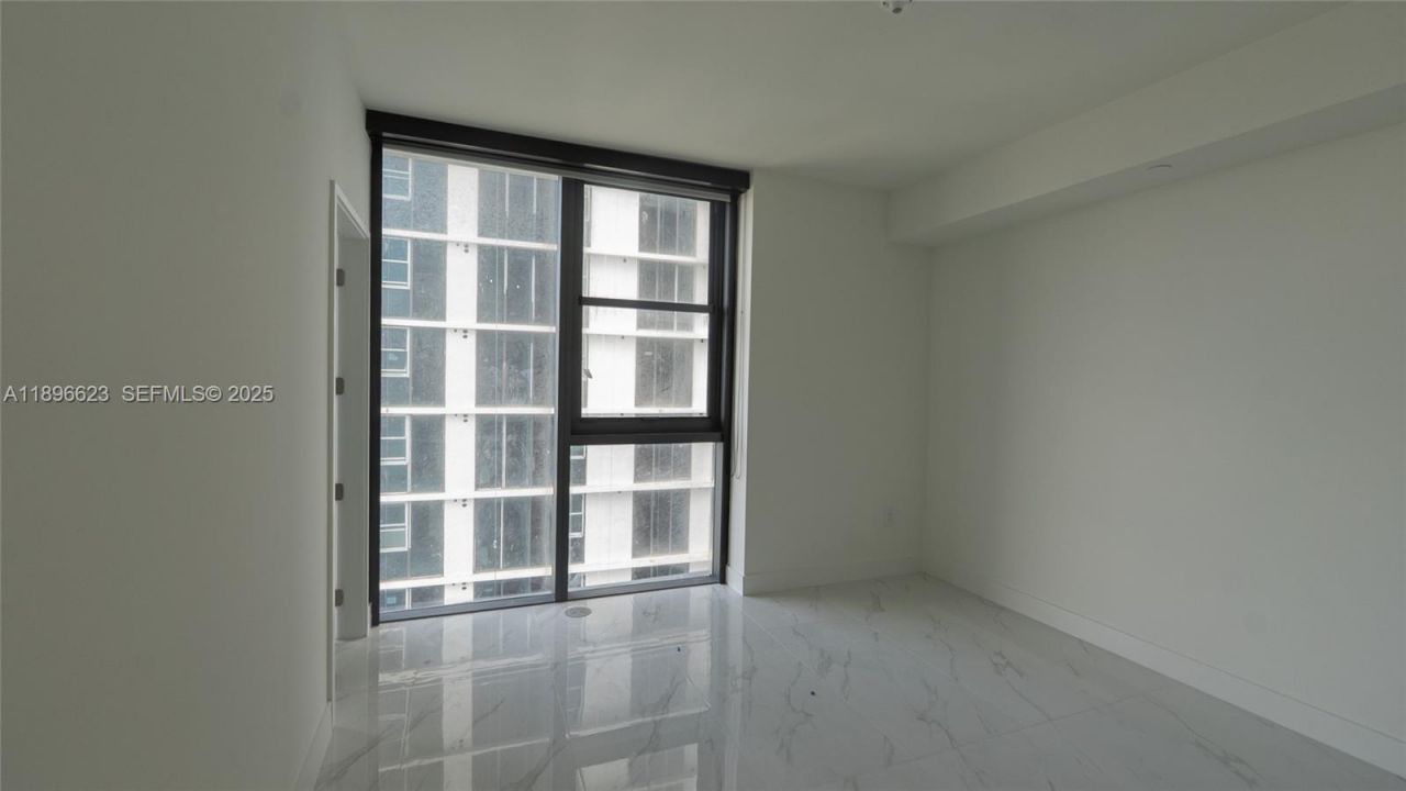 700 NE 24th St, Unit 4401, Miami, FL 33137 Photo