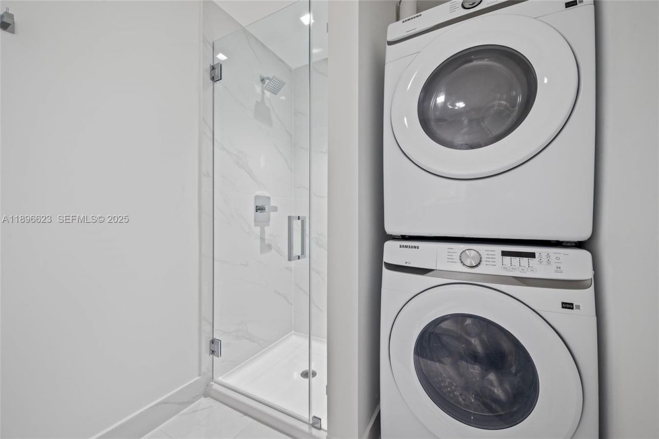 700 NE 24th St, Unit 4401, Miami, FL 33137 Photo