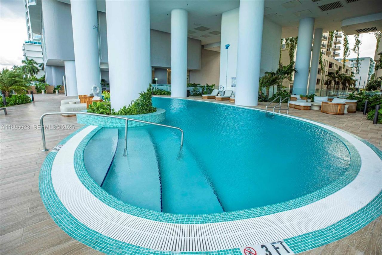 700 NE 24th St, Unit 4401, Miami, FL 33137 Photo