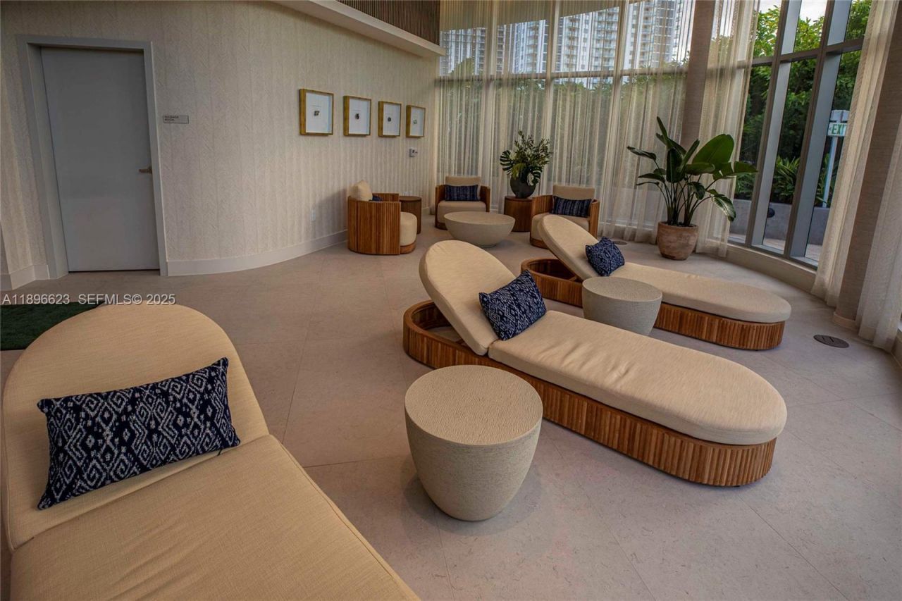 700 NE 24th St, Unit 4401, Miami, FL 33137 Photo