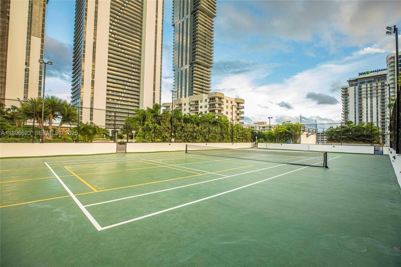 700 NE 24th St, Unit 4401, Miami, FL 33137 Photo