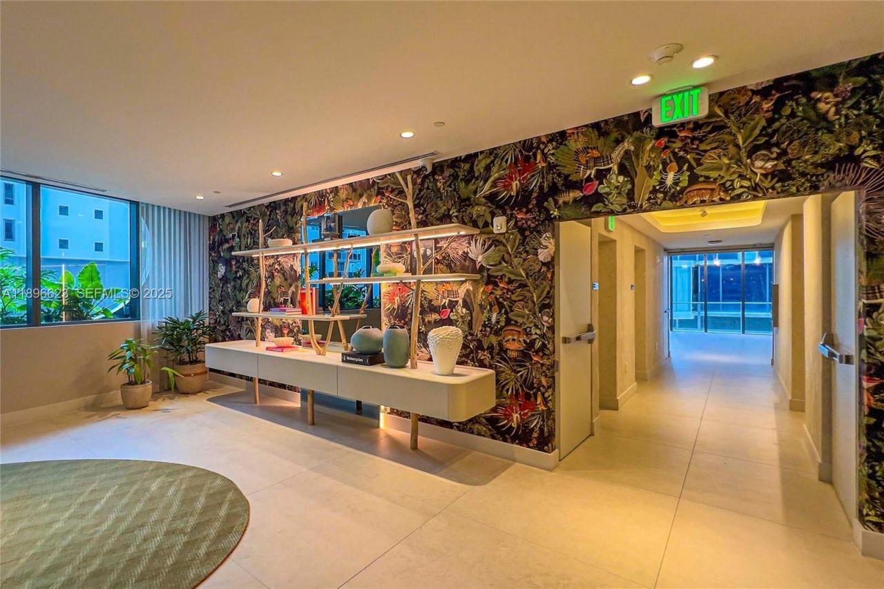 700 NE 24th St, Unit 4401, Miami, FL 33137 Photo