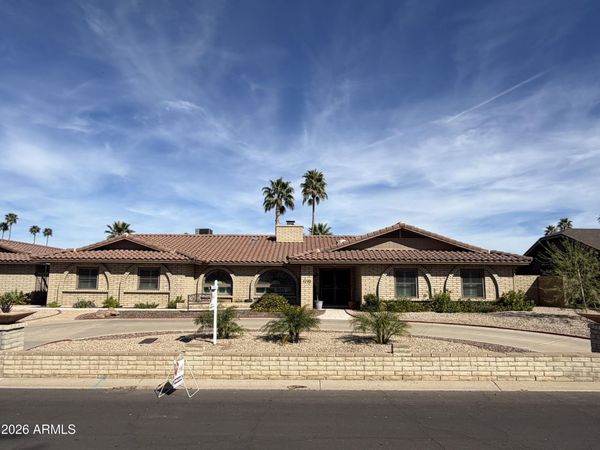 7732 W WAGONER Road, Glendale, AZ 85308