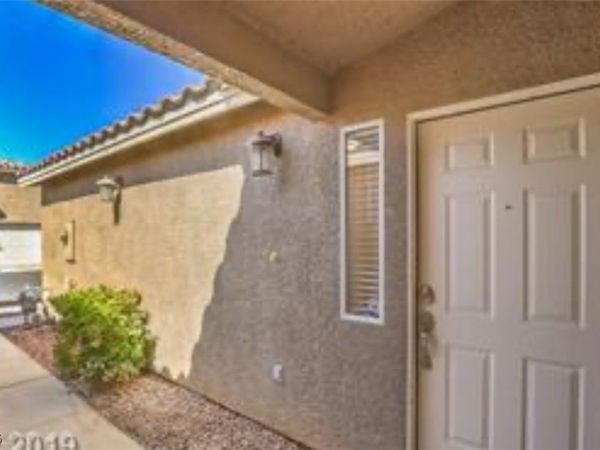 390 Rosado Springs Street, Henderson, NV 89014