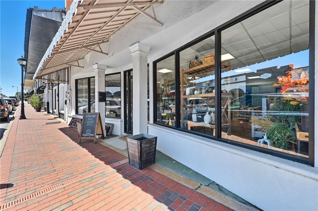 92 East Main Street, Buford, GA 30518 Main Photo