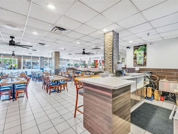 17020 Collins Ave, Sunny Isles Beach, FL 33160