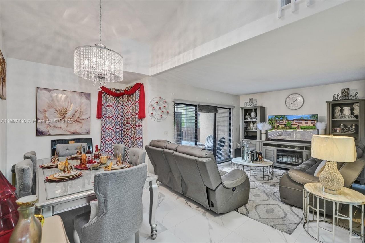 7780 NW 79th Ave, Unit F6, Tamarac, FL 33321 Photo