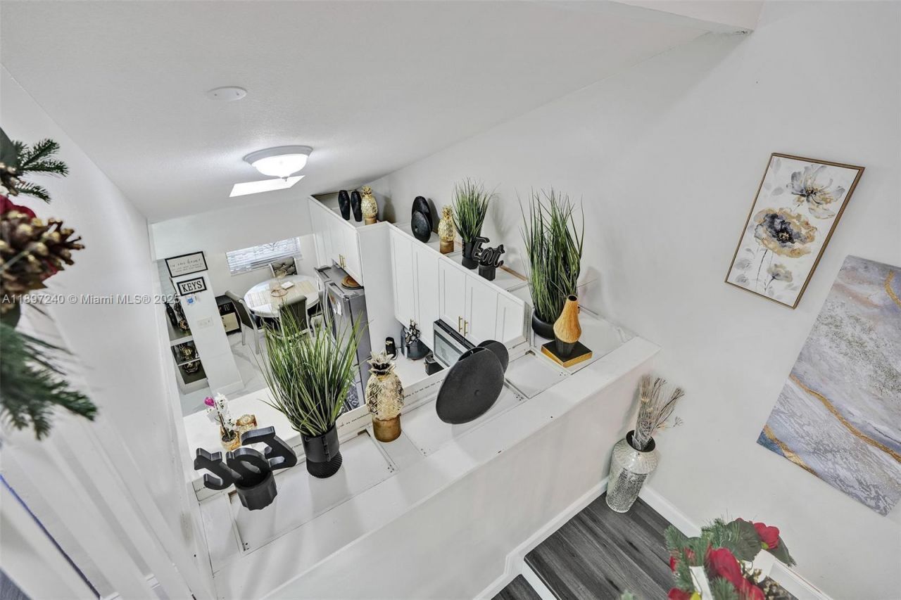 7780 NW 79th Ave, Unit F6, Tamarac, FL 33321 Photo