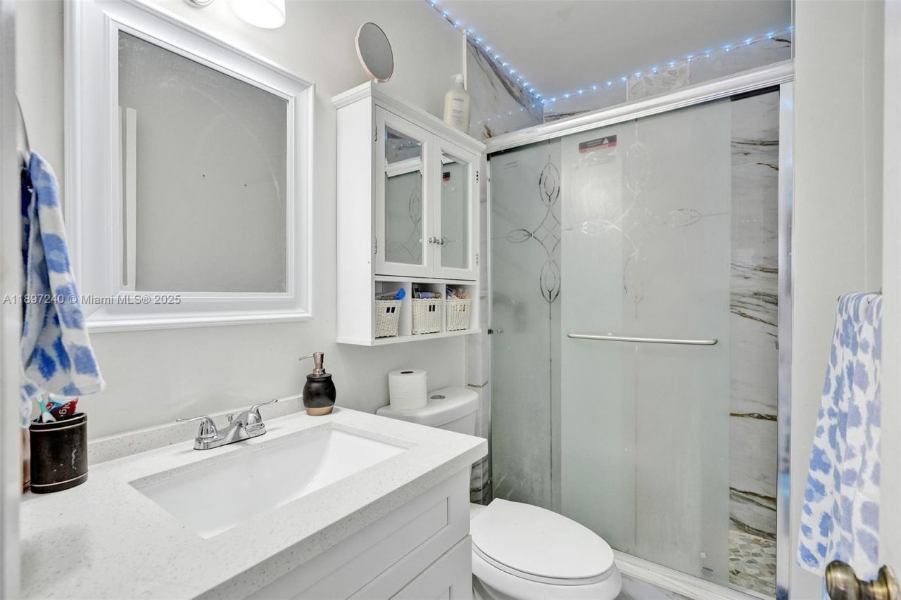 7780 NW 79th Ave, Unit F6, Tamarac, FL 33321 Photo