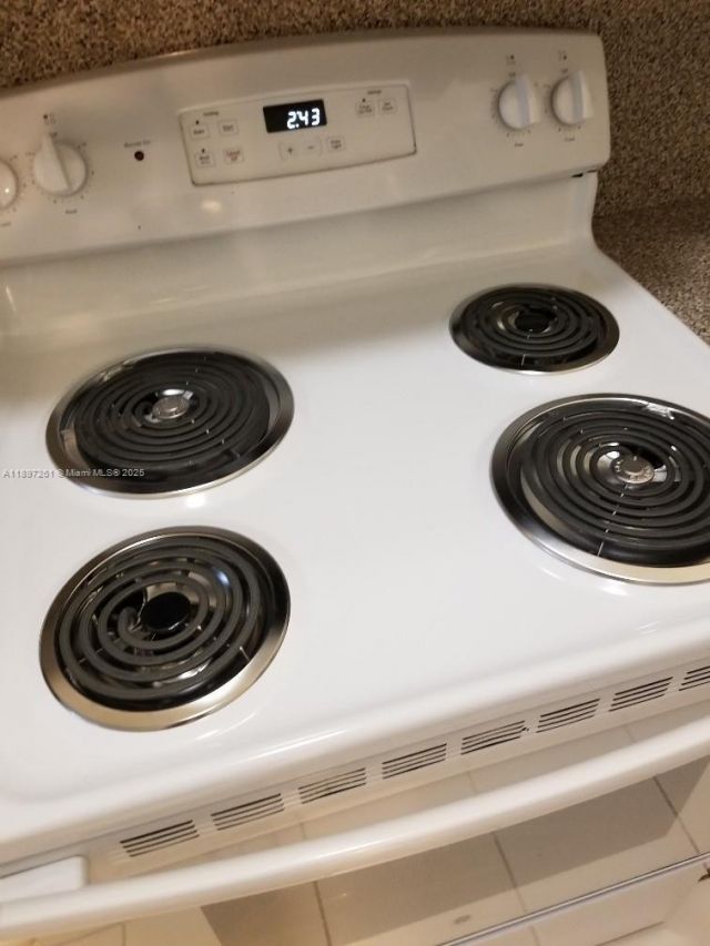 1663 SE 27th Dr, Unit 202, Homestead, FL 33035 Photo