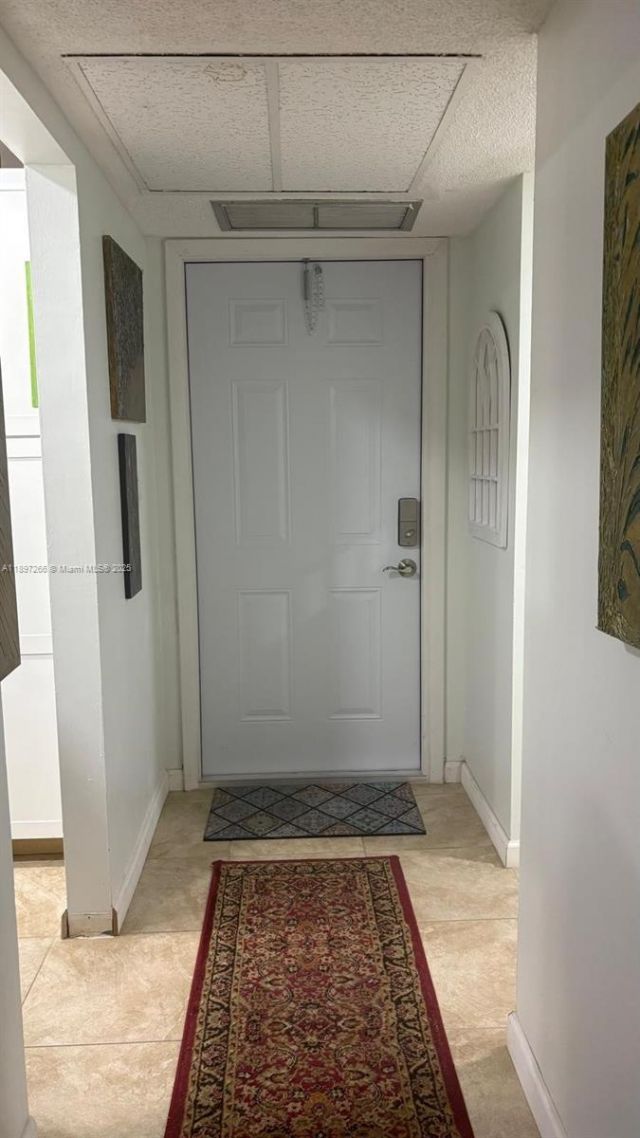 5141 W Oakland Park Blvd, Unit 208, Lauderdale Lakes, FL 33313 Photo