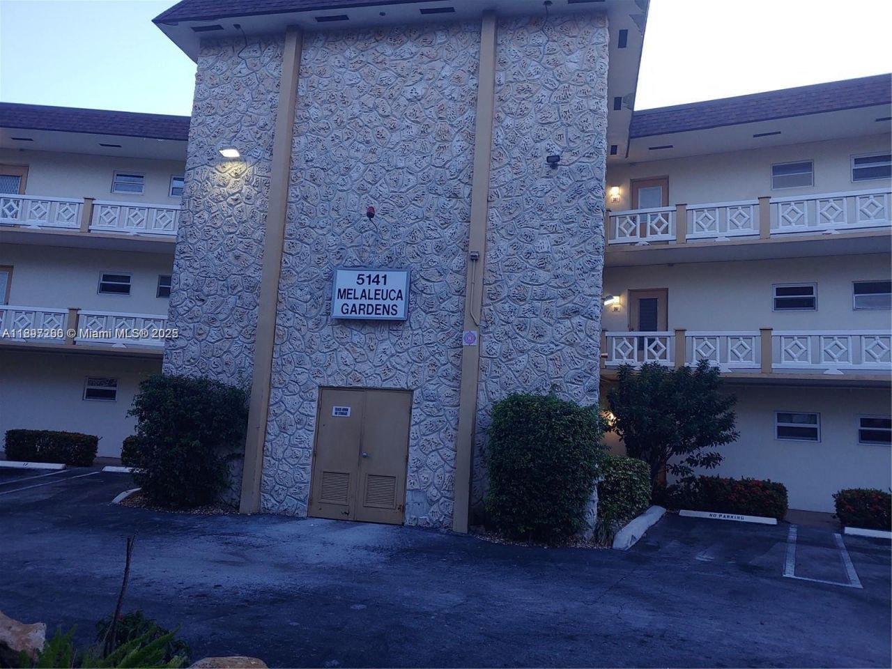5141 W Oakland Park Blvd, Unit 208, Lauderdale Lakes, FL 33313 Photo