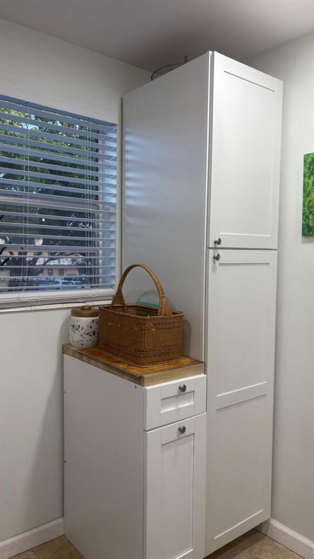 5141 W Oakland Park Blvd, Unit 208, Lauderdale Lakes, FL 33313 Photo