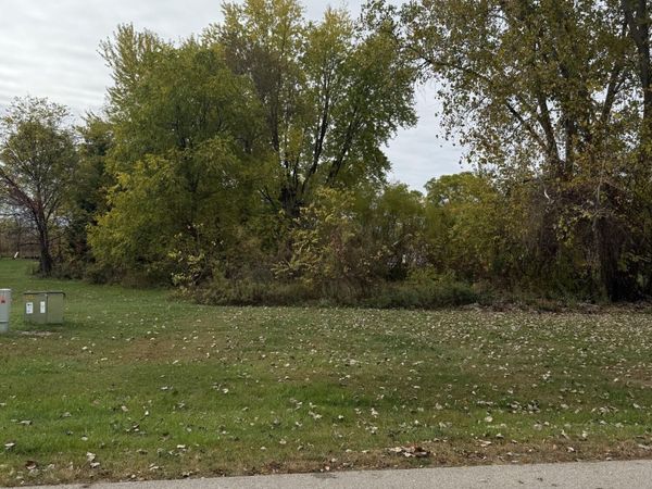 771 W Shore Drive, Unit 14, Stanton, MI 48888